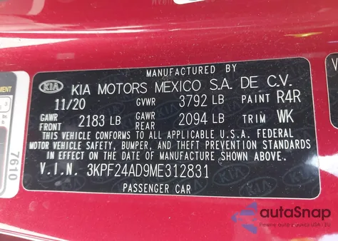 2021 Kia Forte Lxs z USA, uszkodzony, nr VIN 3KPF24AD9ME312831